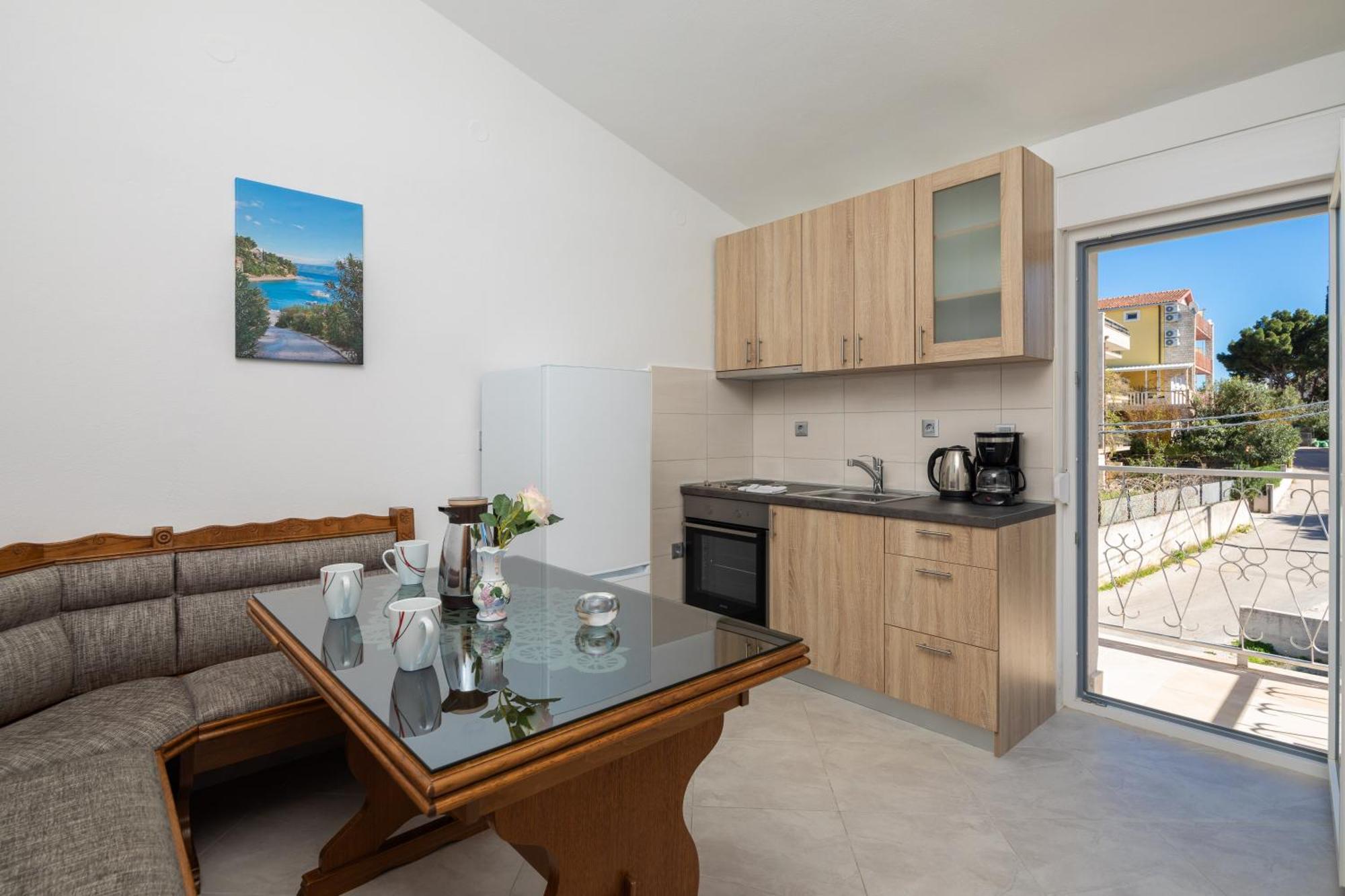 Sunshine Suites Omis Bagian luar foto