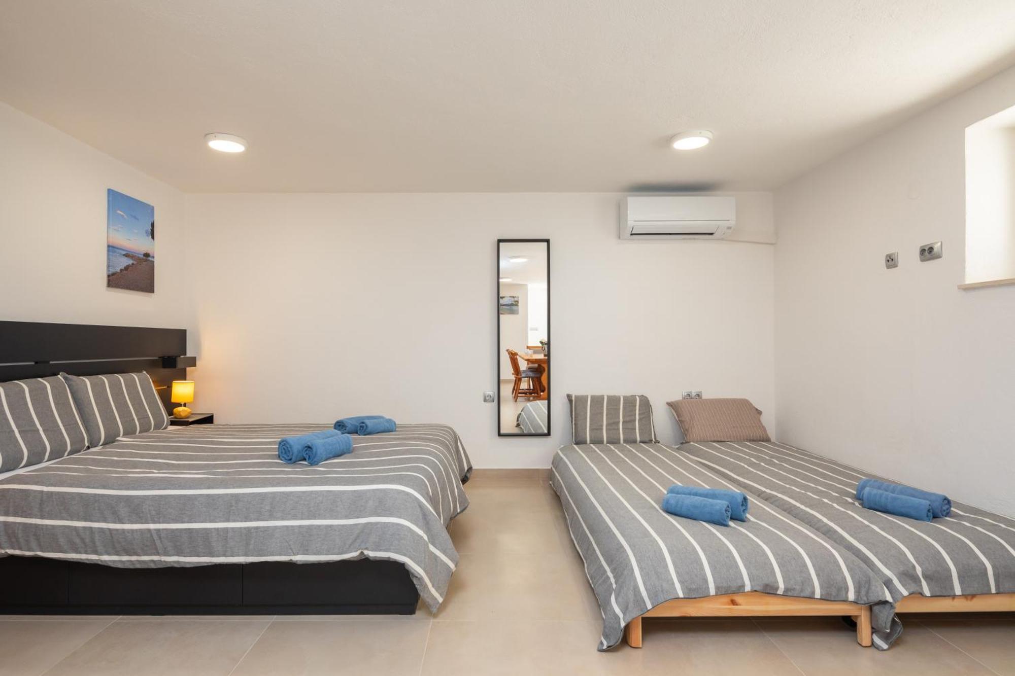 Sunshine Suites Omis Bagian luar foto
