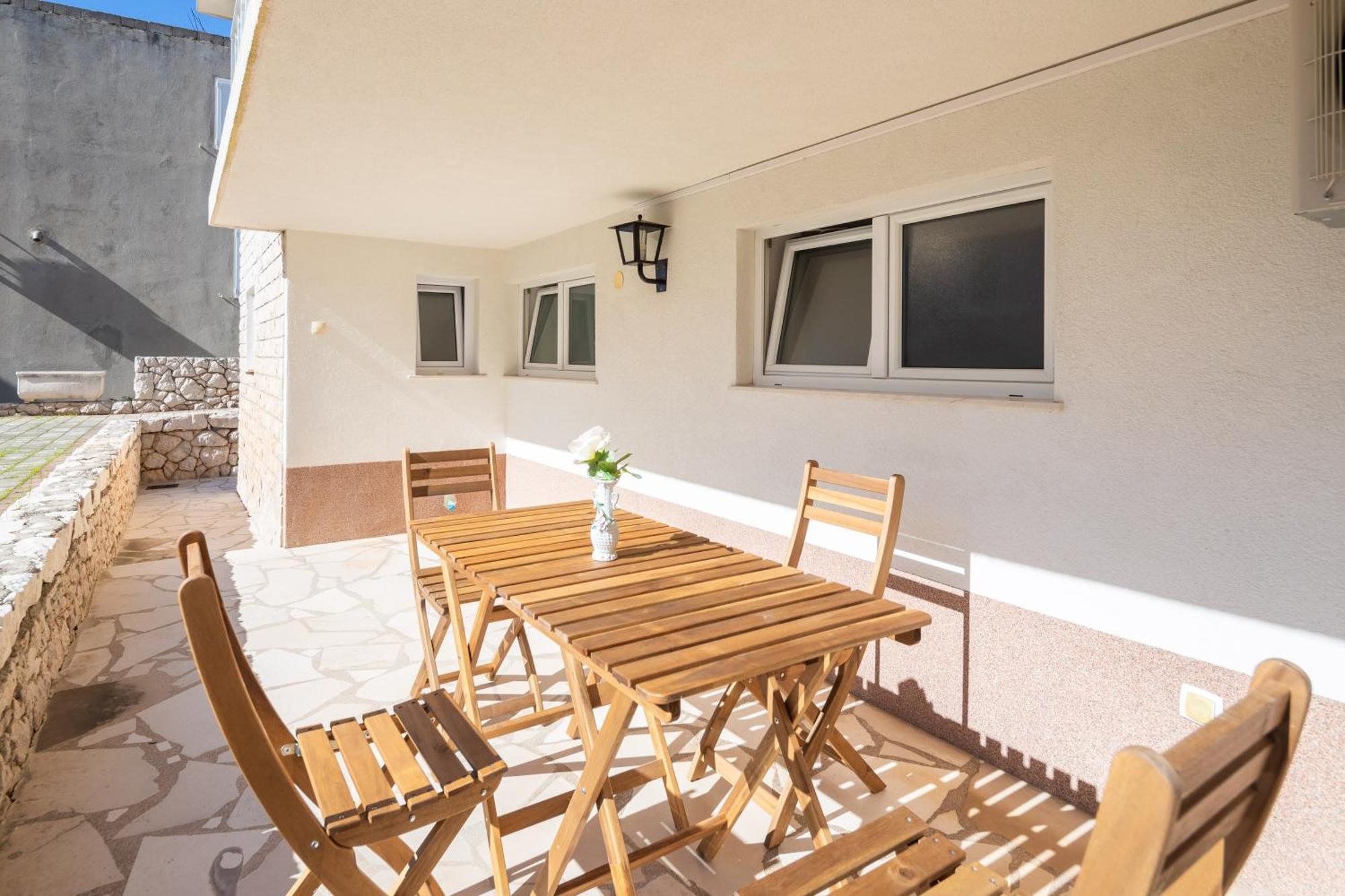 Sunshine Suites Omis Bagian luar foto