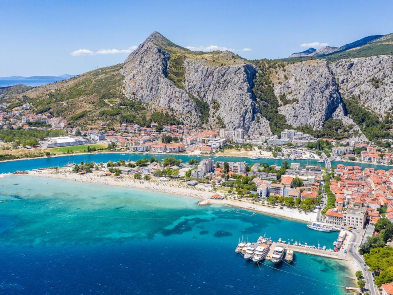 Sunshine Suites Omis Bagian luar foto